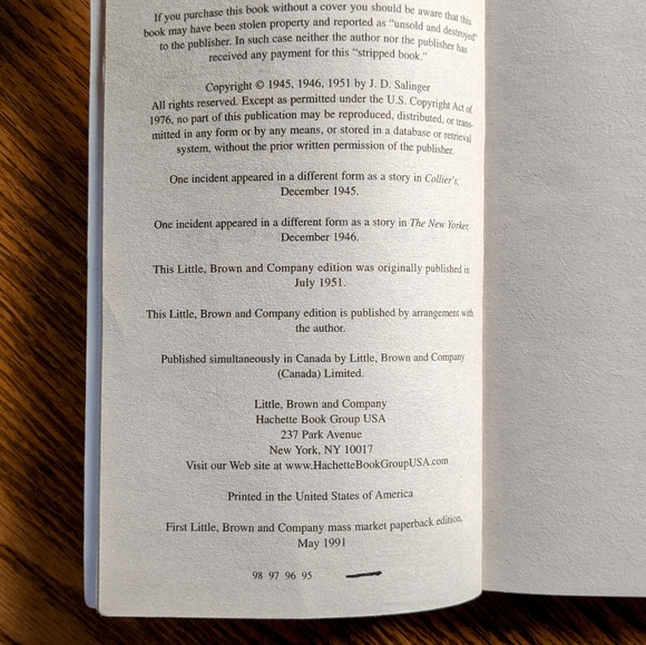 Catcher In The Rye Book - Picture 4 of 4
